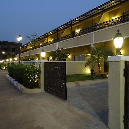 Misty Meadows, Lonavala Hotel Екстериор снимка