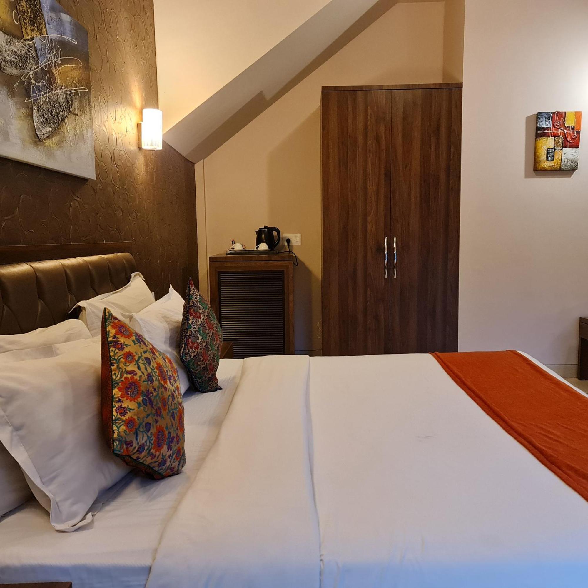 Misty Meadows, Lonavala Hotel Екстериор снимка