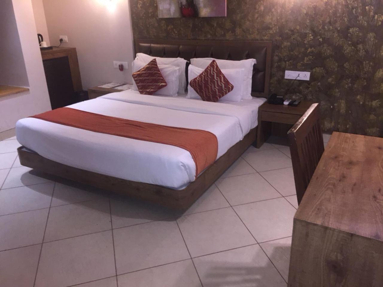 Misty Meadows, Lonavala Hotel Екстериор снимка