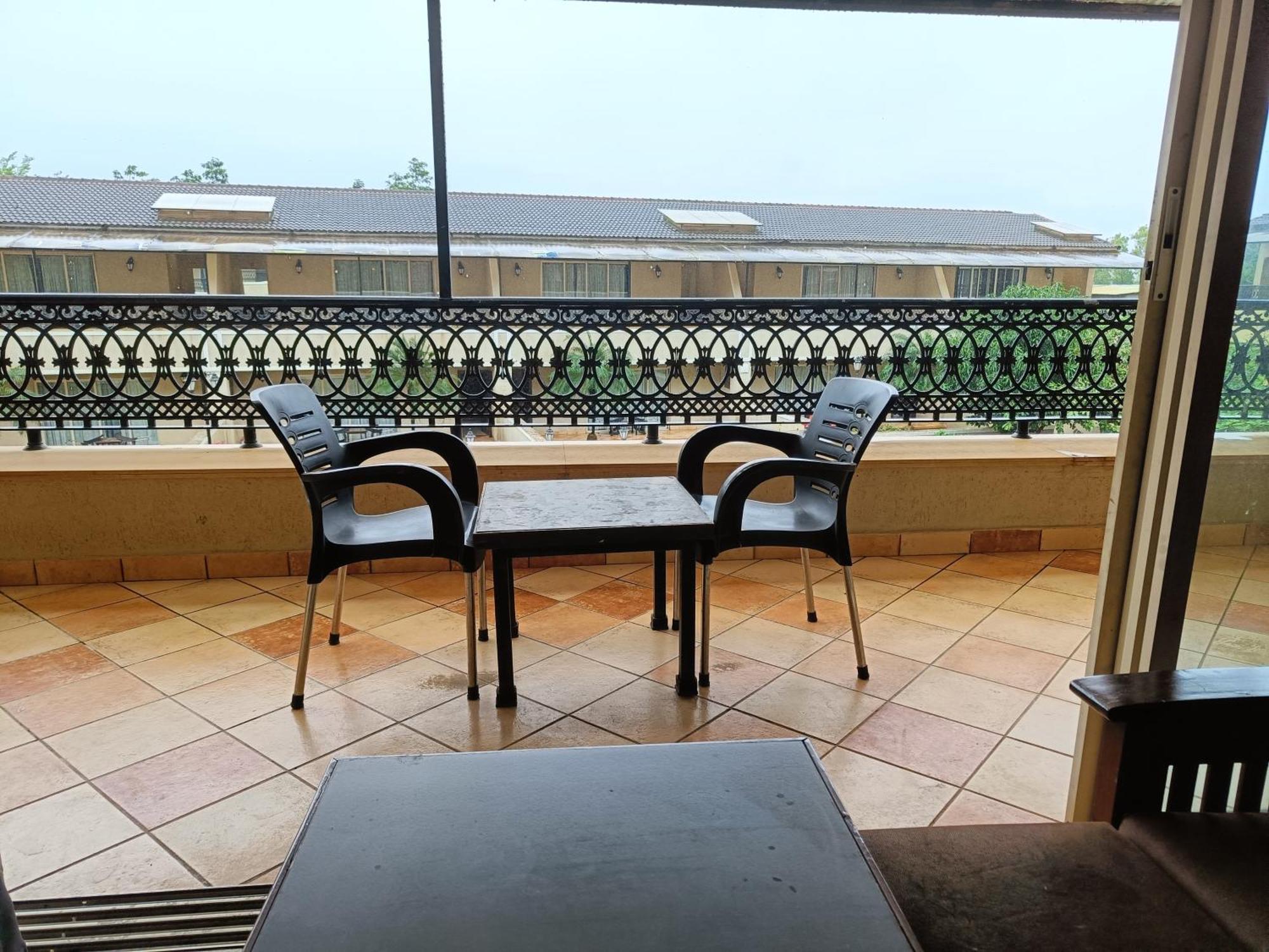 Misty Meadows, Lonavala Hotel Екстериор снимка