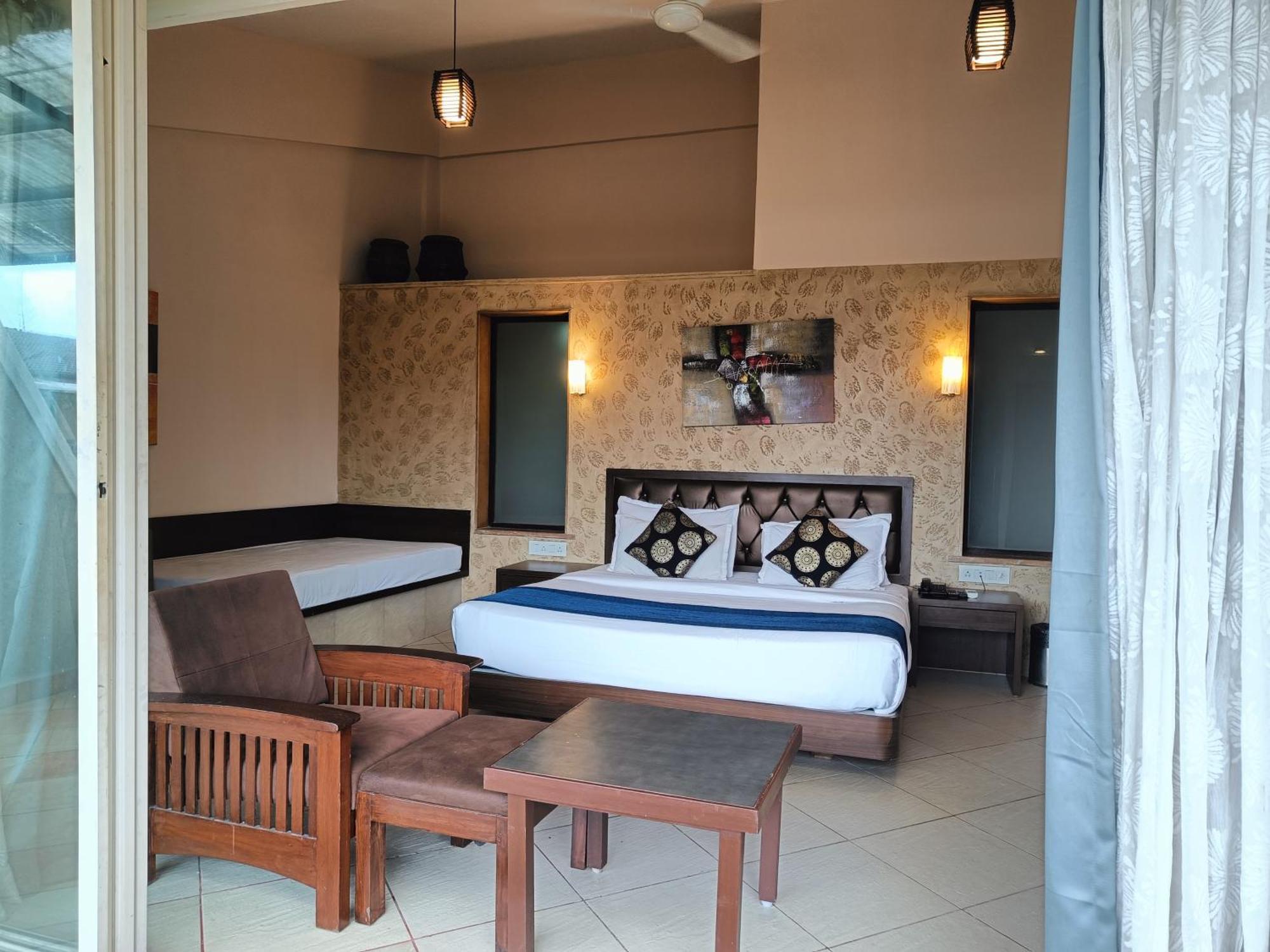 Misty Meadows, Lonavala Hotel Екстериор снимка