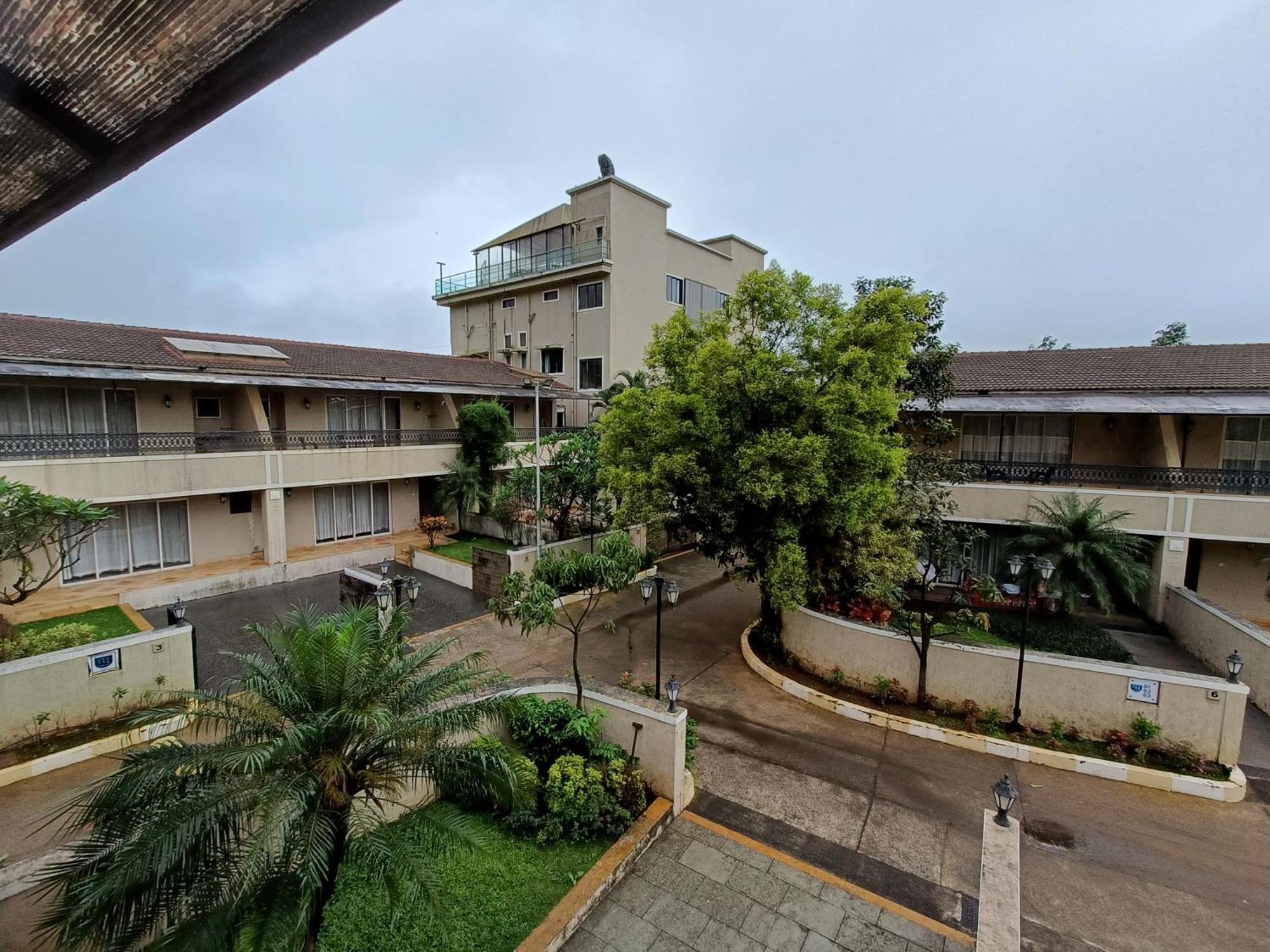 Misty Meadows, Lonavala Hotel Екстериор снимка