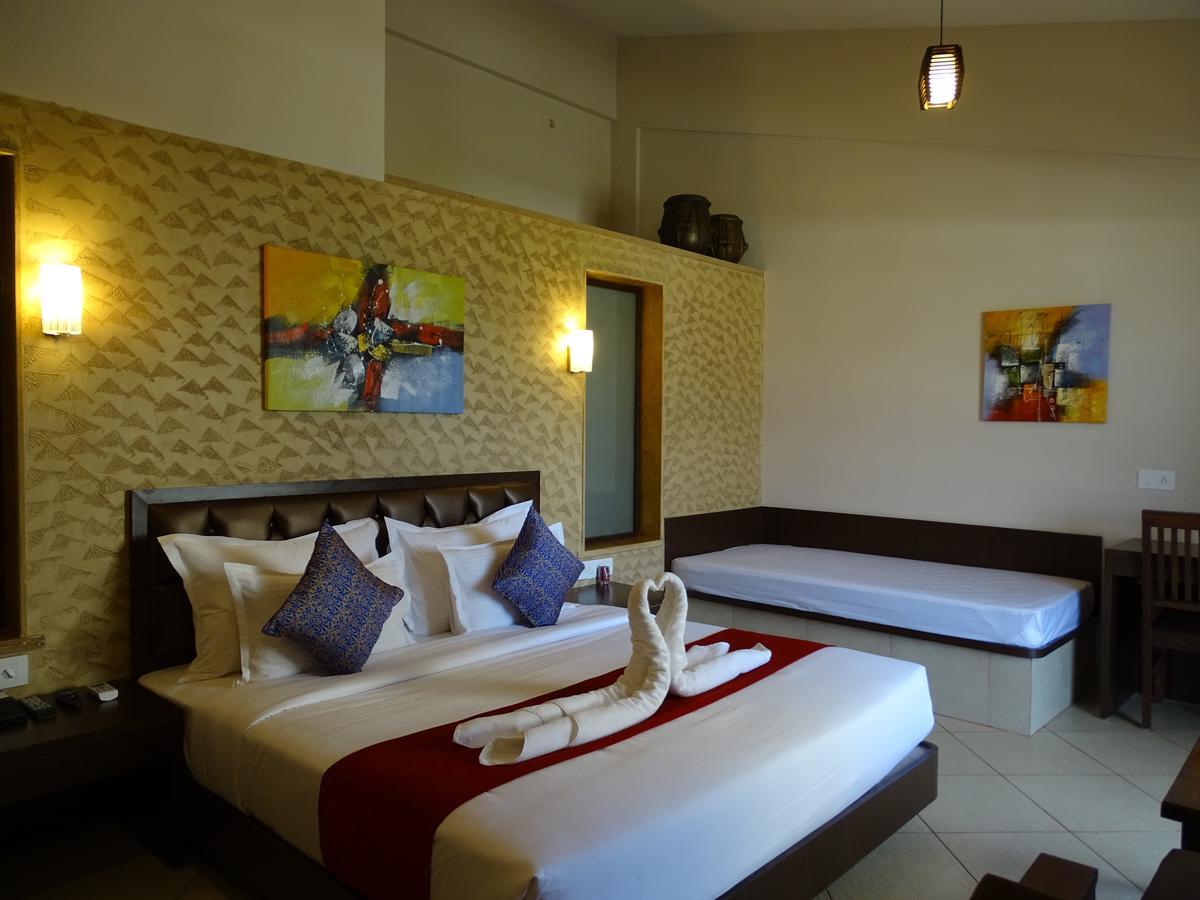 Misty Meadows, Lonavala Hotel Екстериор снимка
